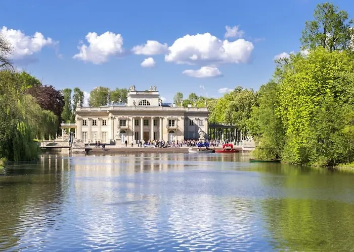 Royal Lazienki. Beautiful By The Park. Lejlighed Warszawa