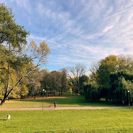 Royal Lazienki. Beautiful By The Park. Lägenhet *