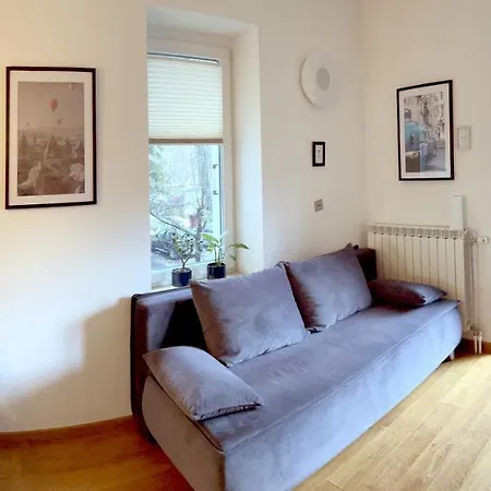 Royal Lazienki. Beautiful By The Park. Varsó